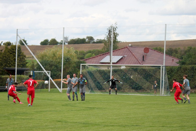 Testspielsieg in Niederzimmern