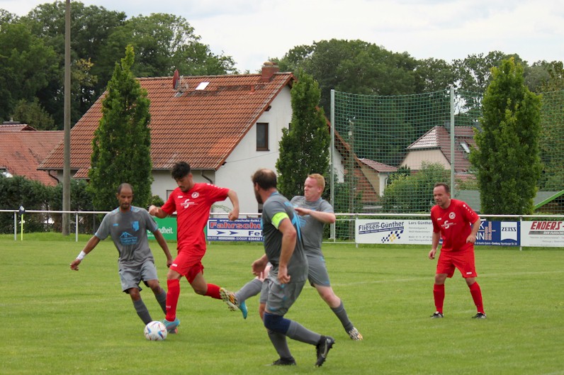 Testspielsieg in Niederzimmern