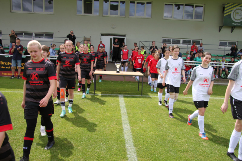 Fienaaale-o-ohhh Fienaaale-o-ohhh