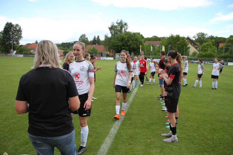 Fienaaale-o-ohhh Fienaaale-o-ohhh