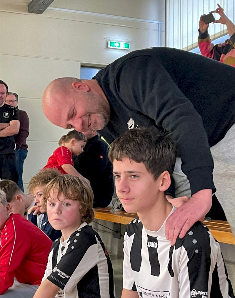 D1 krönt starke HKM-Serie mit Bronze in der Finalrunde D1 krönt starke HKM-Serie mit Bronze in der Finalrunde