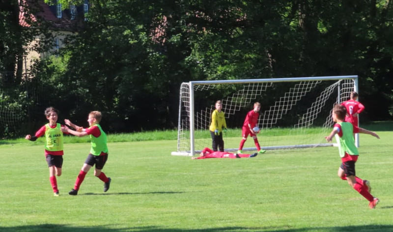 D2 gewinnen Meisterschaft D2 gewinnen Meisterschaft