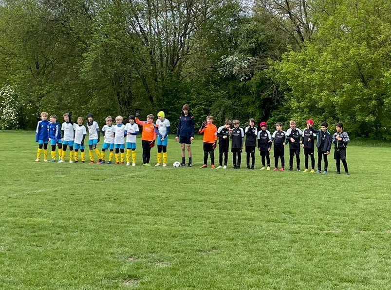 Niederlage auf dem Parksportplatz Niederlage auf dem Parksportplatz