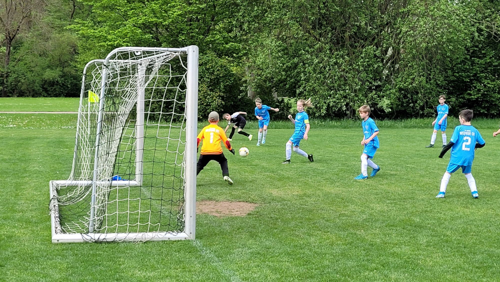 Knappe Derby-Niederlage Knappe Derby-Niederlage