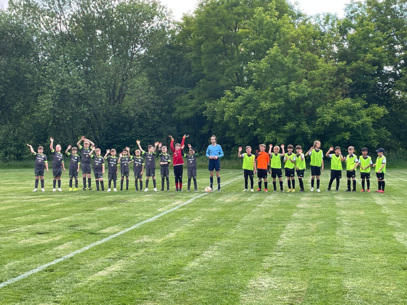 Niederlage im Nachholspiel Niederlage im Nachholspiel