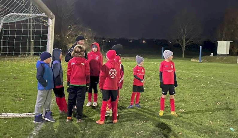 Punktspiel gegen BW Niederzimmern Punktspiel gegen BW Niederzimmern