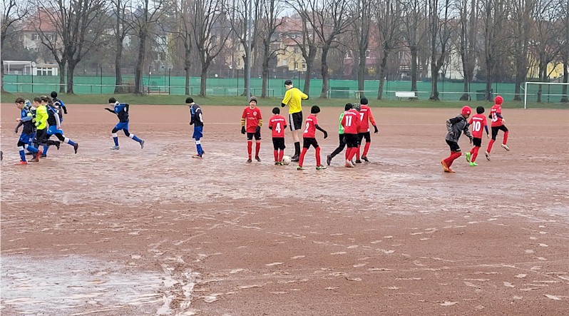 Schlammschlacht ohne Happy End Schlammschlacht ohne Happy End