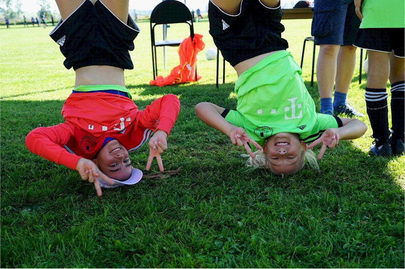 E-Juniorinnen VfB Oberweimar - Holpriger Start in die neue Saison E-Juniorinnen VfB Oberweimar - Holpriger Start in die neue Saison