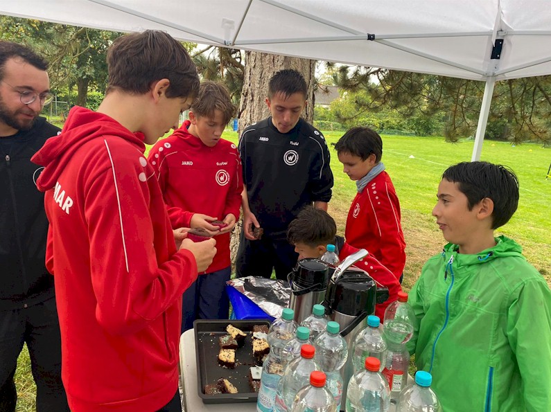 1.Tag im Herbstfußballcamp und neue Minitore von der Firma IBU-tec aus Weimar