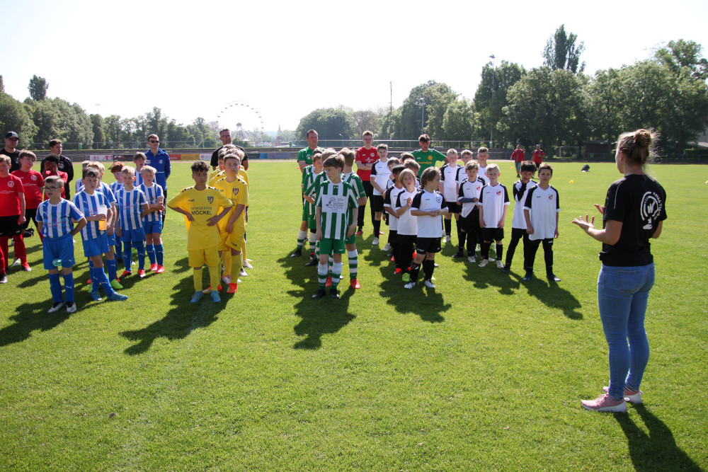 Kinderfußballturnier mit vielen Toren Kinderfußballturnier mit vielen Toren
