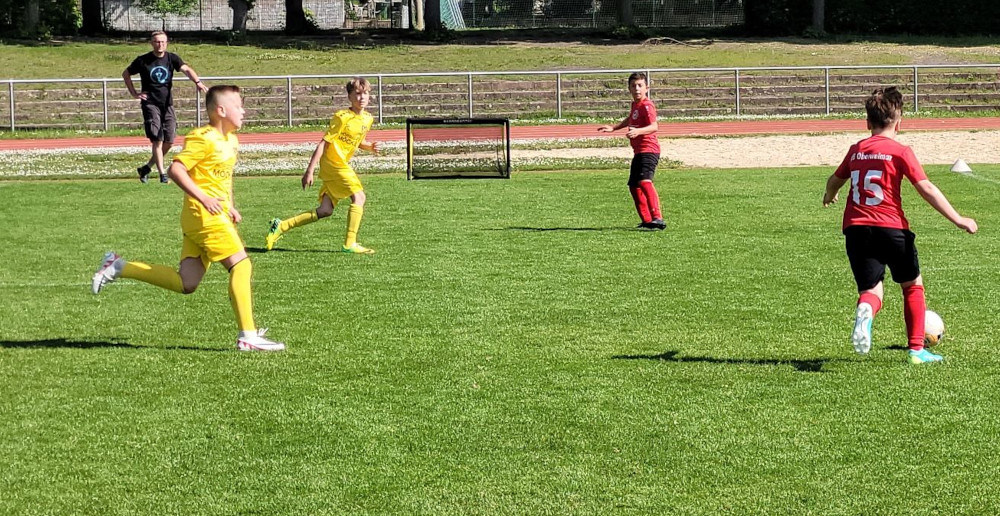 Kinderfußballturnier mit vielen Toren Kinderfußballturnier mit vielen Toren
