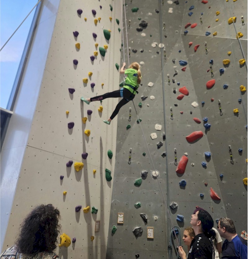 Hoch hinaus Hoch hinaus