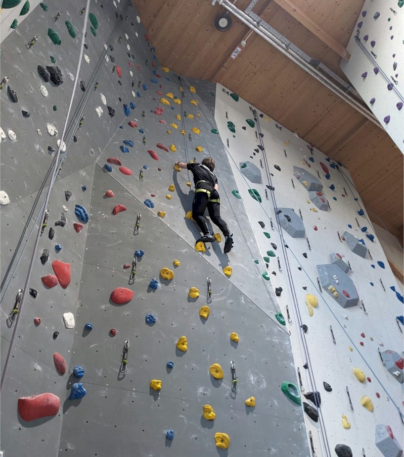 Hoch hinaus Hoch hinaus