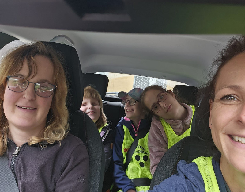 16:30 Uhr Parksportplatz