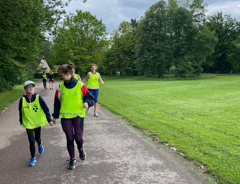 16:30 Uhr Parksportplatz 16:30 Uhr Parksportplatz