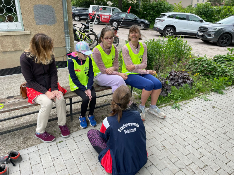 16:30 Uhr Parksportplatz