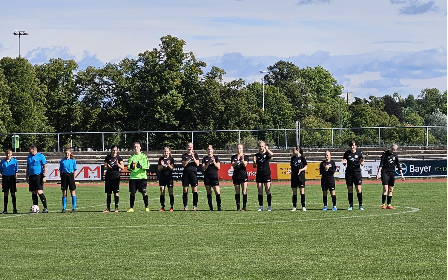 Bittere Niederlage Bittere Niederlage