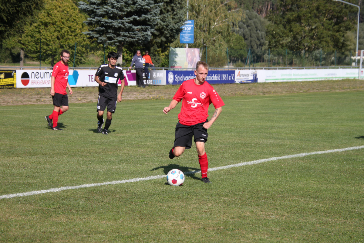 Traumtore inklusive - Erste gewinnt 4:1 in Kranichfeld Traumtore inklusive - Erste gewinnt 4:1 in Kranichfeld