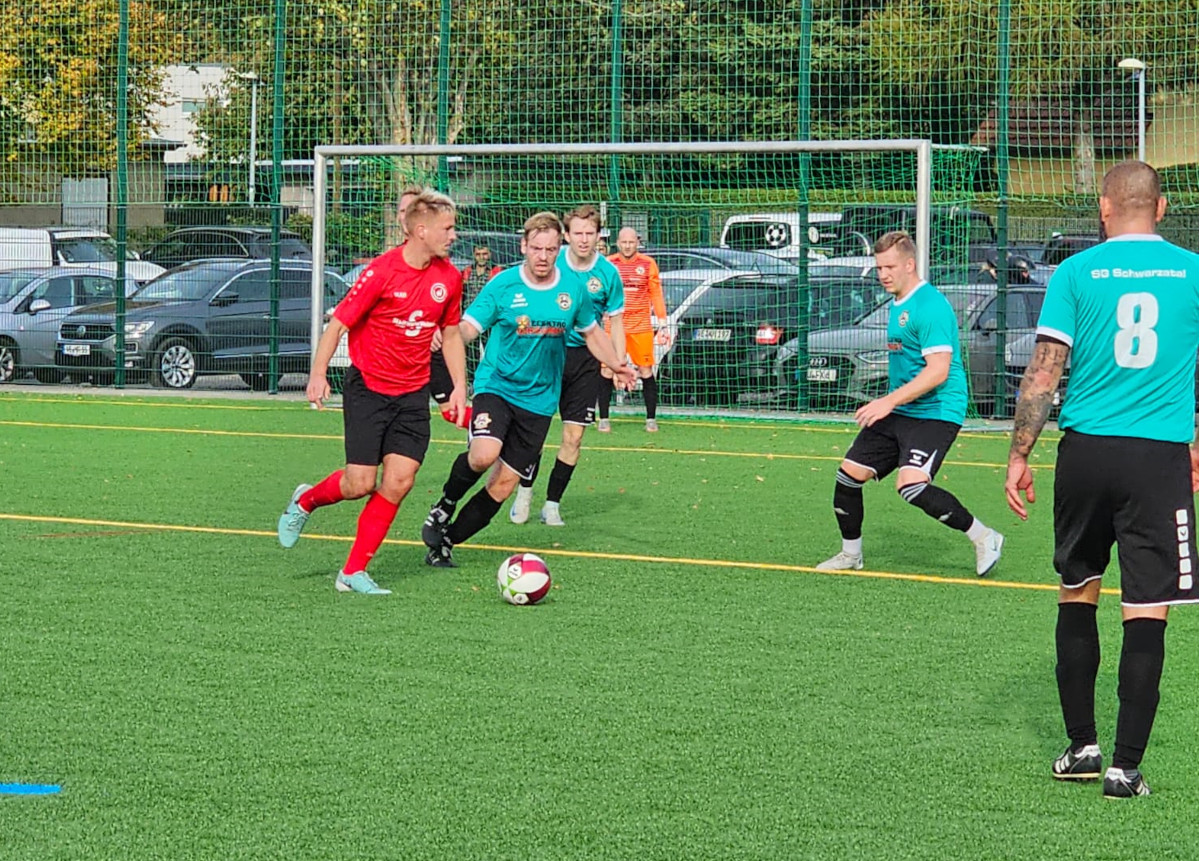 Bitteres Pokalaus - Erste verliert gegen Oberweißbach 1:3 Bitteres Pokalaus - Erste verliert gegen Oberweißbach 1:3