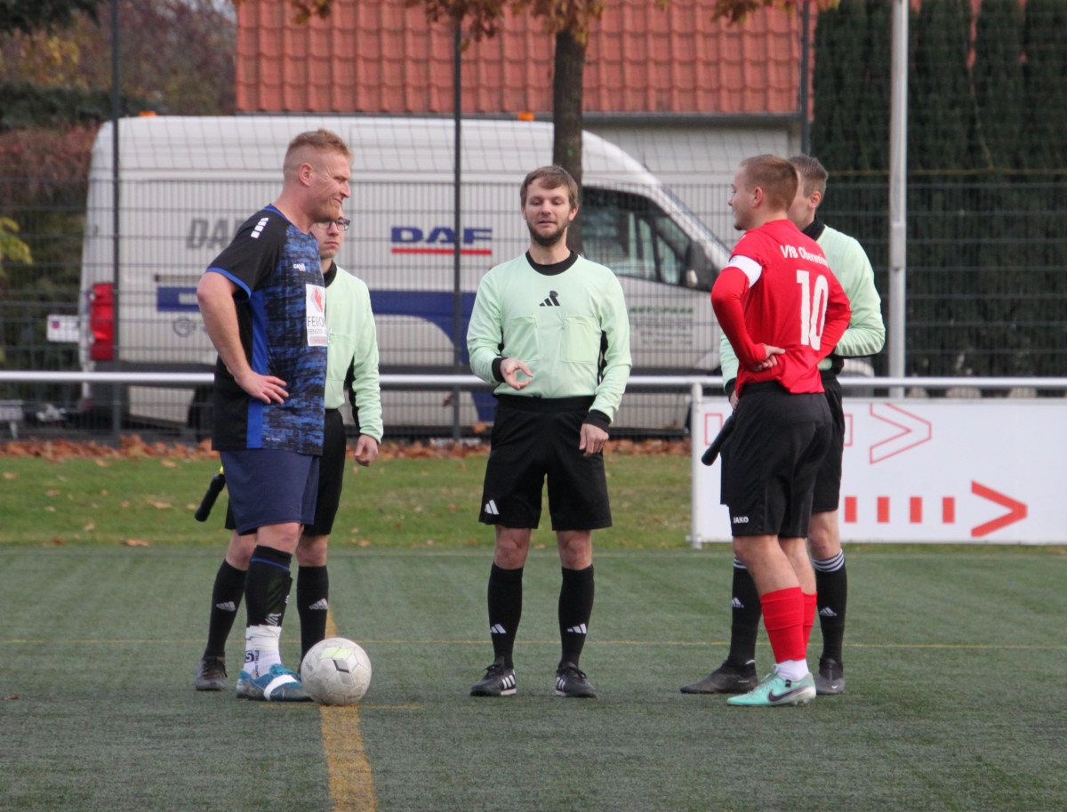 Sieg im Spitzenspiel - Erste erkämpft 1:0 in Arnstadt