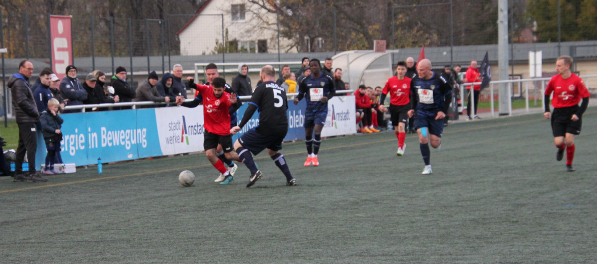 Sieg im Spitzenspiel - Erste erkämpft 1:0 in Arnstadt