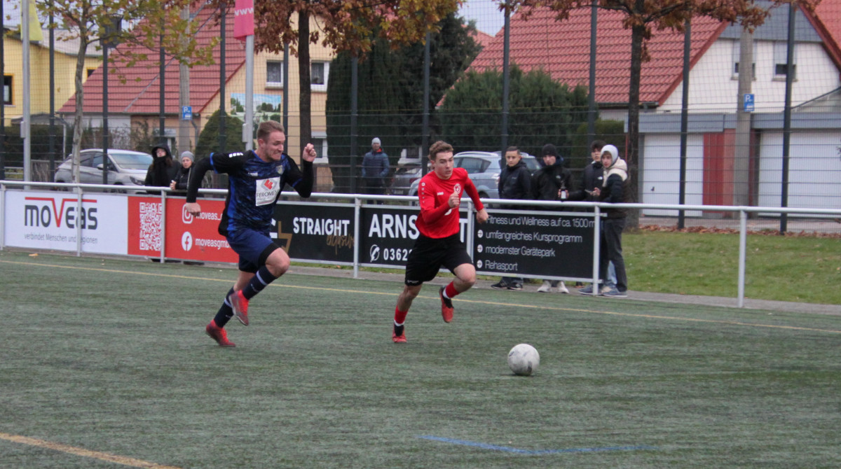 Sieg im Spitzenspiel - Erste erkämpft 1:0 in Arnstadt