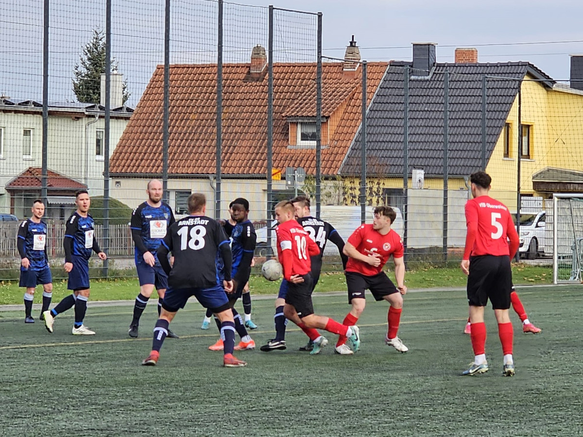 Sieg im Spitzenspiel - Erste erkämpft 1:0 in Arnstadt