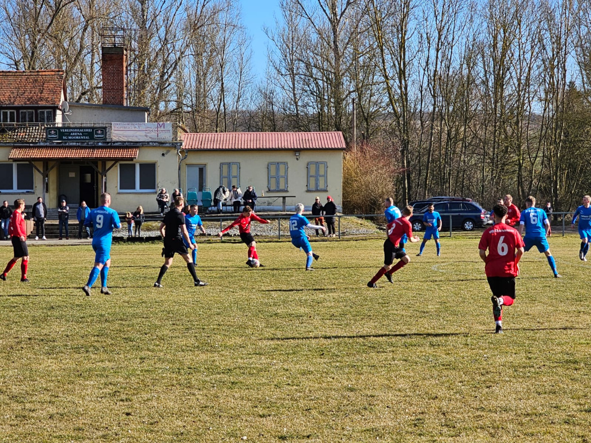 Tolle Reaktion in Moorental - Erste gewinnt 4:0 Tolle Reaktion in Moorental - Erste gewinnt 4:0