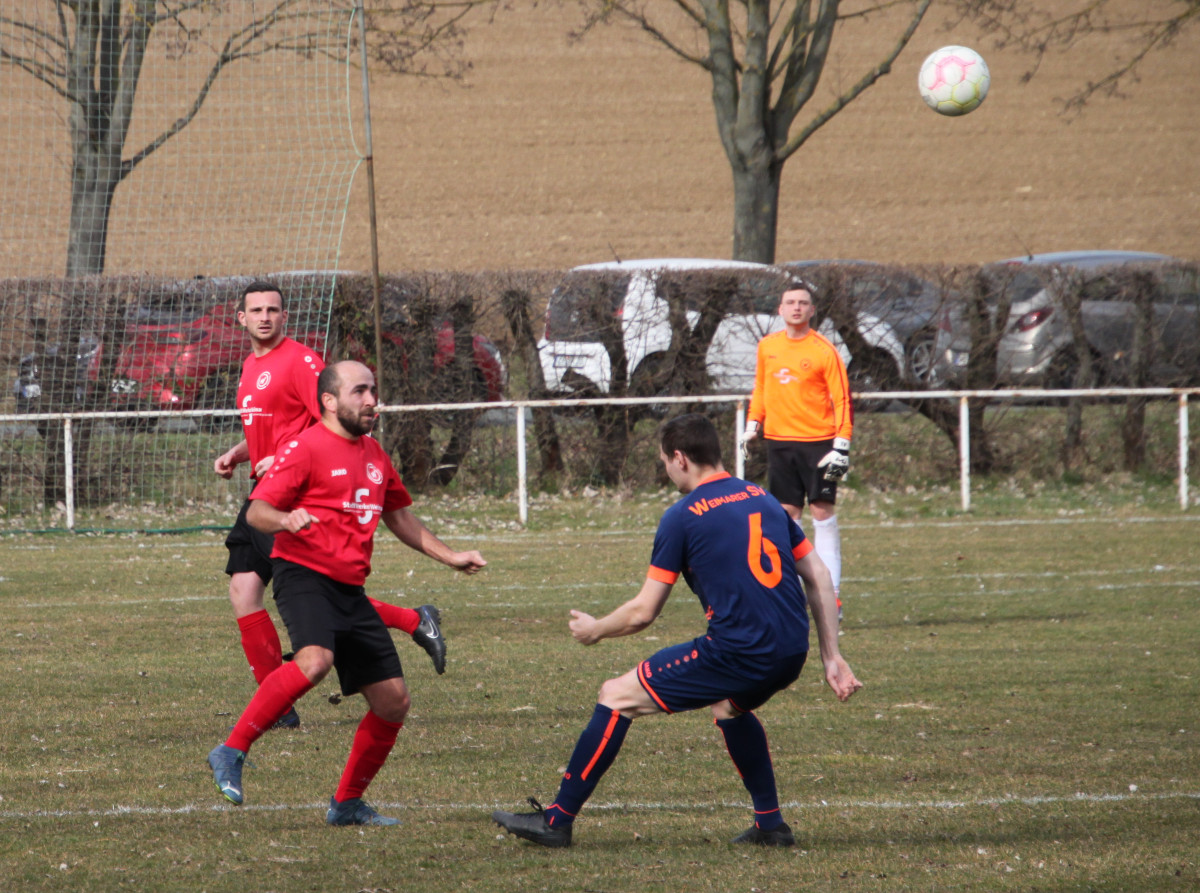 Torloses Spitzenspiel - Erste holt Remis beim Weimarer SV