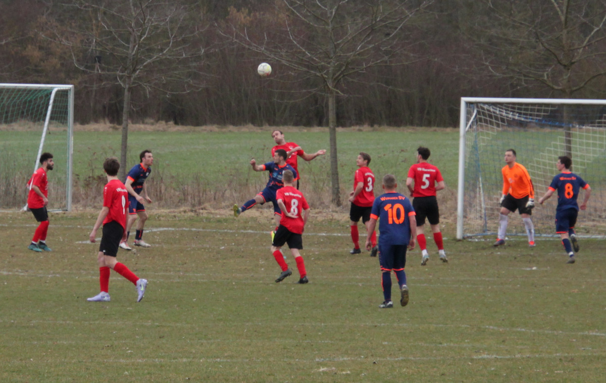 Torloses Spitzenspiel - Erste holt Remis beim Weimarer SV