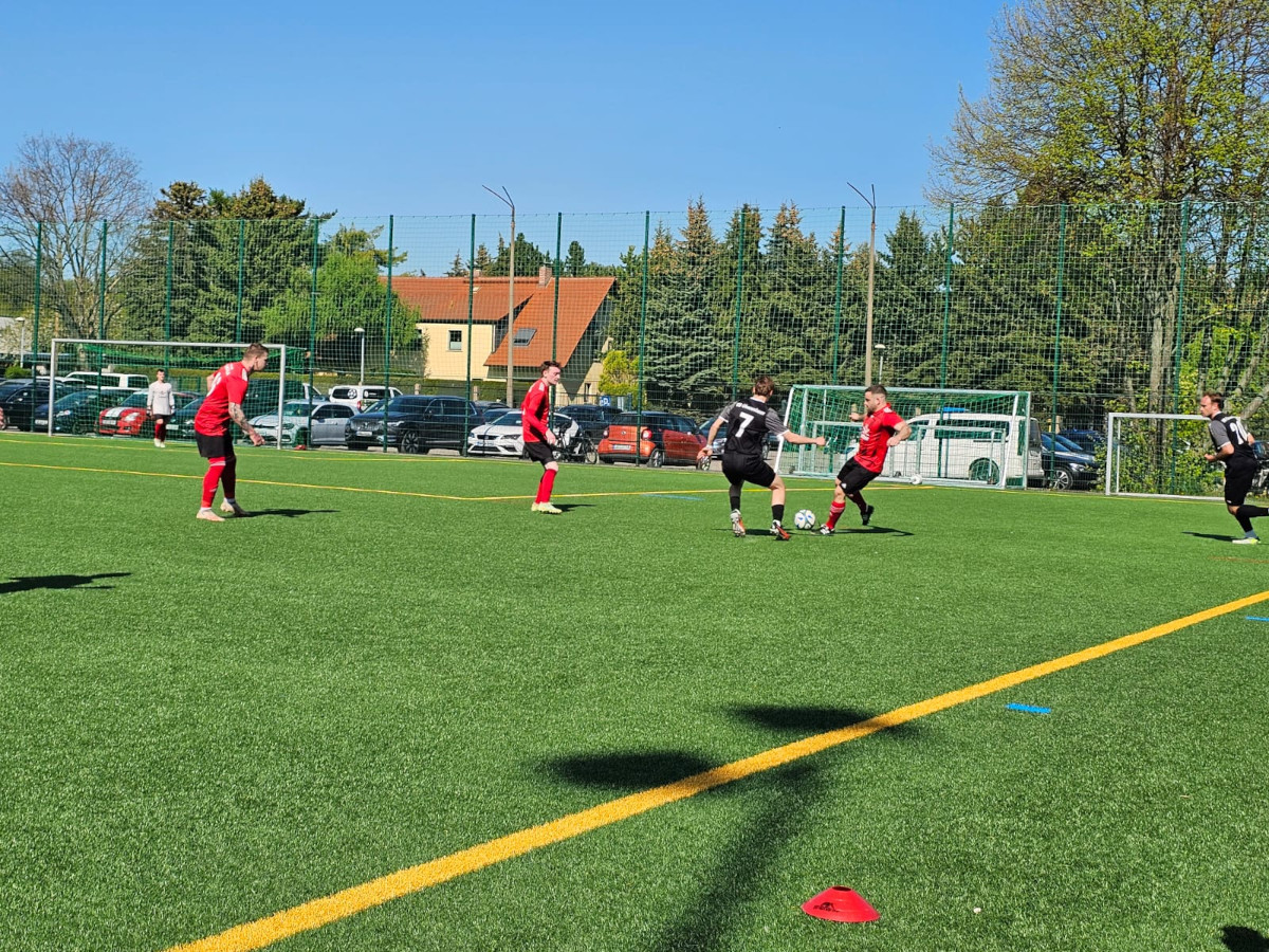 Heimsieg gegen Magdala - Erste gewinnt 4:1