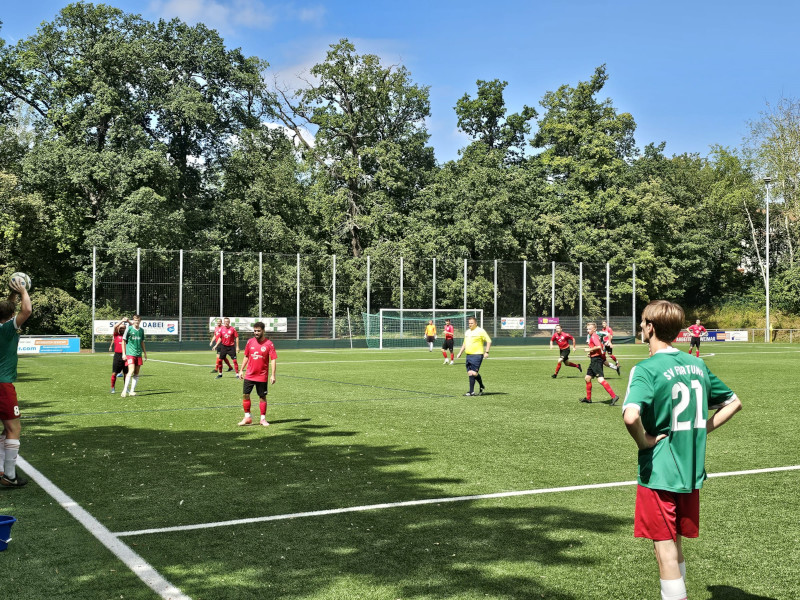 Gelungener Kreisligastart - 1. Herren besiegen Großschwabhausen 6:1 Gelungener Kreisligastart - 1. Herren besiegen Großschwabhausen 6:1