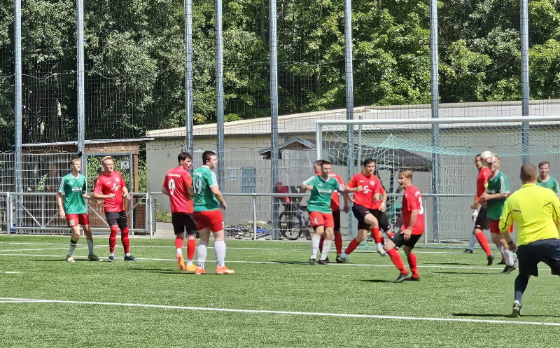 Gelungener Kreisligastart - 1. Herren besiegen Großschwabhausen 6:1 Gelungener Kreisligastart - 1. Herren besiegen Großschwabhausen 6:1