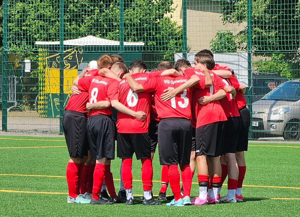Torreicher Saisonabschluss - Erste gewinnt 7:2