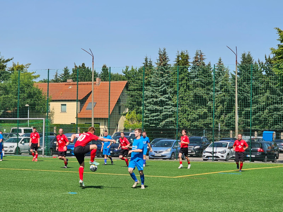 Torreicher Saisonabschluss - Erste gewinnt 7:2