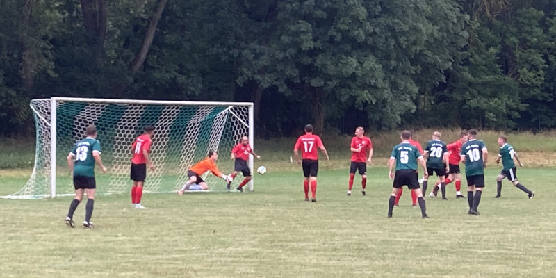 Sieg in der Aue - Erste gewinnt schweres Spiel bei Apolda 2.