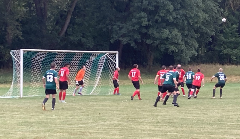 Sieg in der Aue - Erste gewinnt schweres Spiel bei Apolda 2.