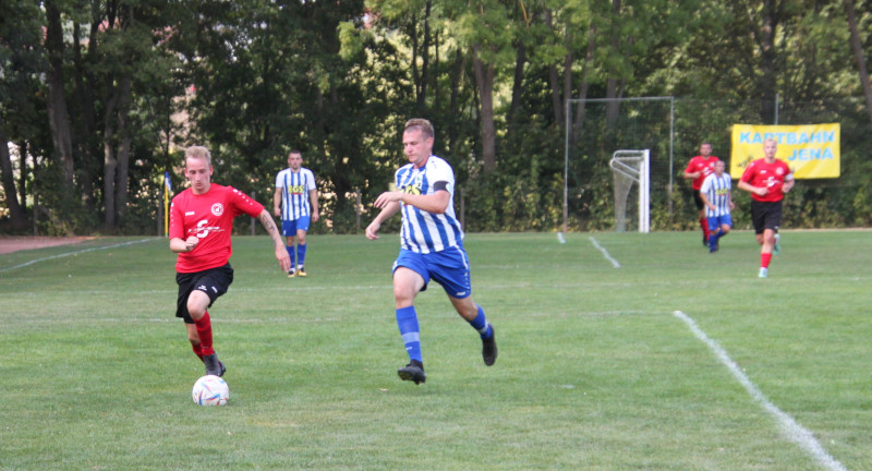 Schweres Spiel in Wormstedt - Erste gewinnt mühsam 5:3 Schweres Spiel in Wormstedt - Erste gewinnt mühsam 5:3