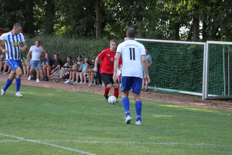 Schweres Spiel in Wormstedt - Erste gewinnt mühsam 5:3 Schweres Spiel in Wormstedt - Erste gewinnt mühsam 5:3