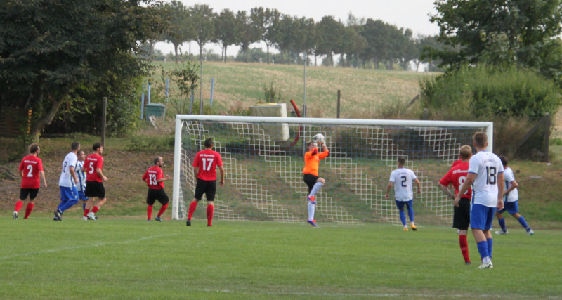 Schweres Spiel in Wormstedt - Erste gewinnt mühsam 5:3 Schweres Spiel in Wormstedt - Erste gewinnt mühsam 5:3