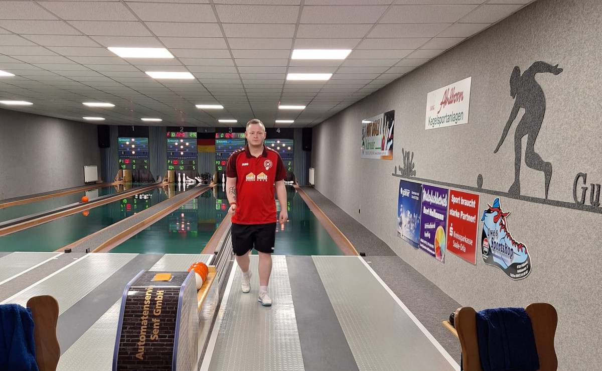 Niederlage beim Spitzenreiter Niederlage beim Spitzenreiter