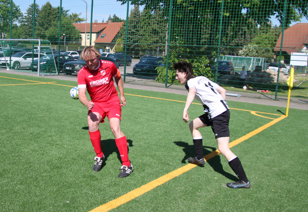 Die Zweite siegt spät gegen Pfiffelbach und bleibt fairste Mannschaft der Liga