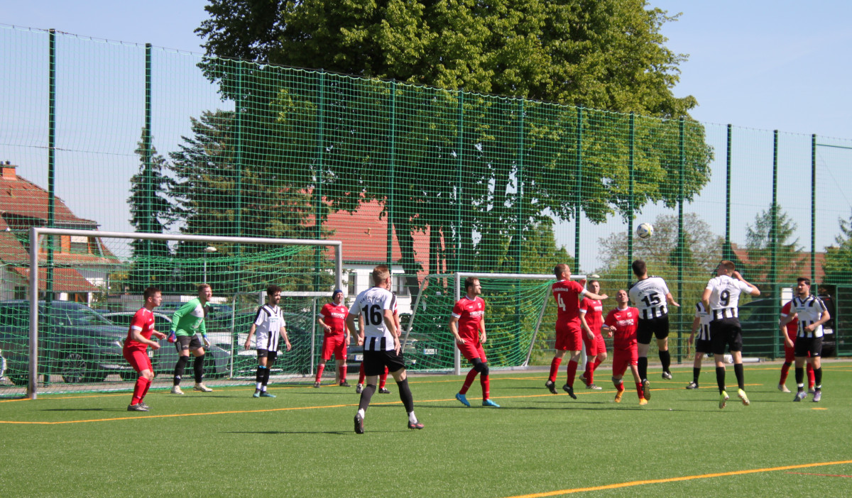 Die Zweite siegt spät gegen Pfiffelbach und bleibt fairste Mannschaft der Liga