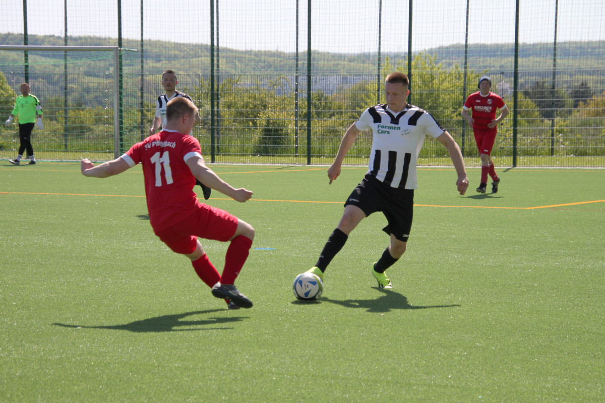 Die Zweite siegt spät gegen Pfiffelbach und bleibt fairste Mannschaft der Liga
