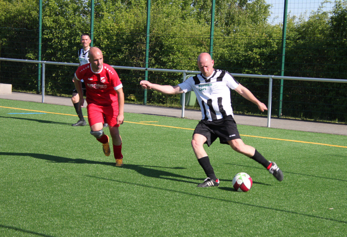 Die Zweite siegt spät gegen Pfiffelbach und bleibt fairste Mannschaft der Liga