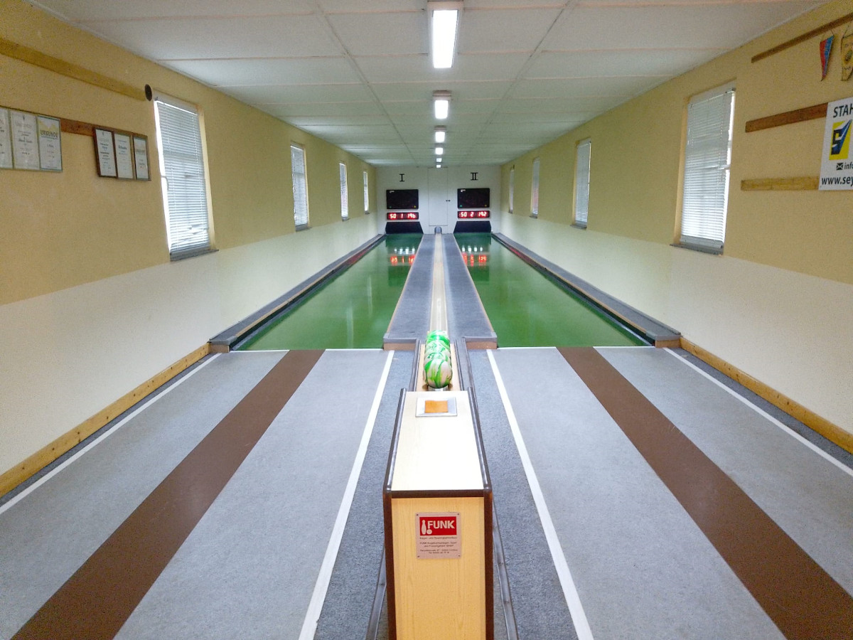 Niederlage im vierten Punktspiel Niederlage im vierten Punktspiel