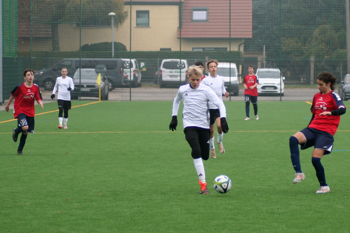 C-Junioren gewinnen deutlich und sind doch unzufrieden C-Junioren gewinnen deutlich und sind doch unzufrieden