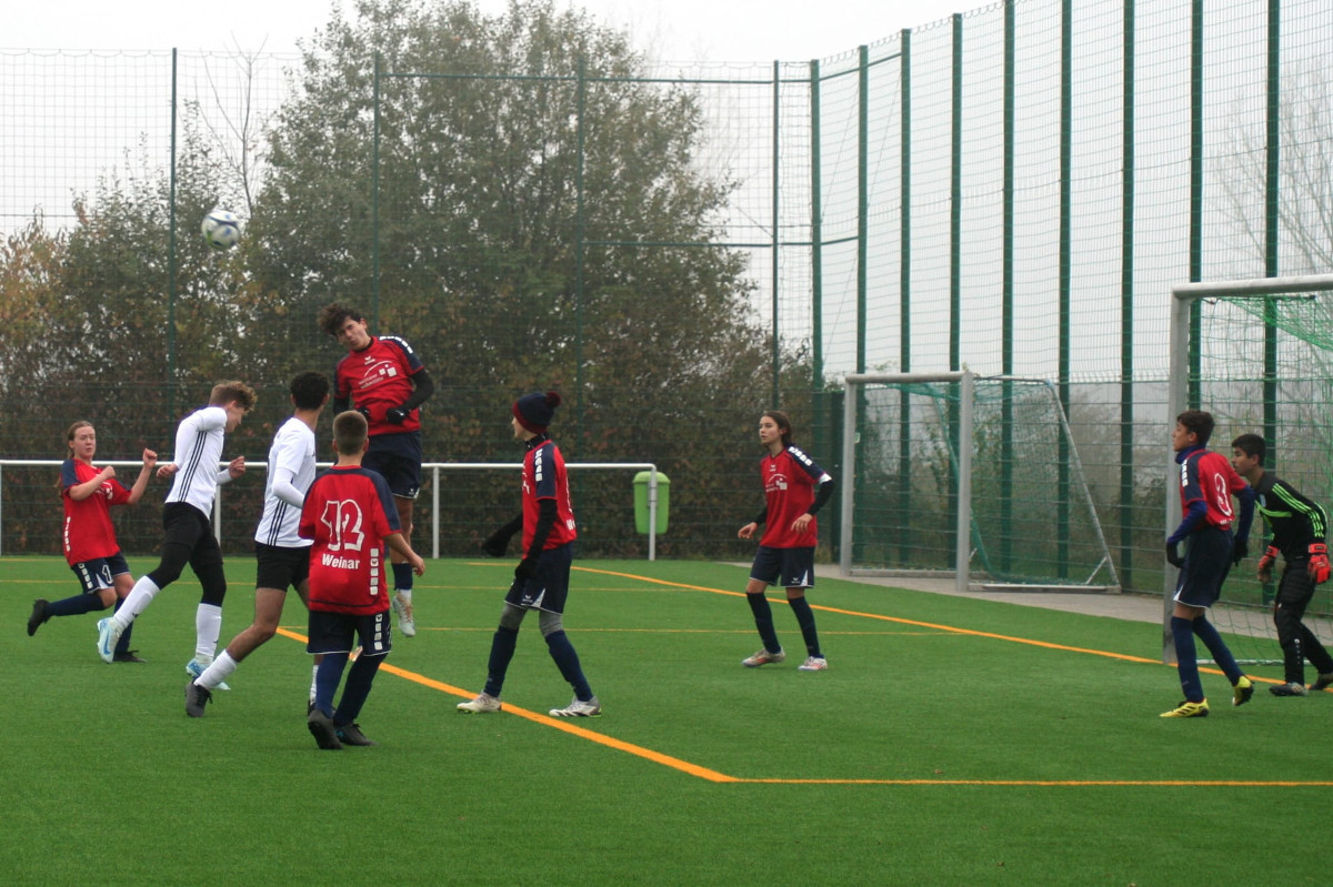 C-Junioren gewinnen deutlich und sind doch unzufrieden C-Junioren gewinnen deutlich und sind doch unzufrieden