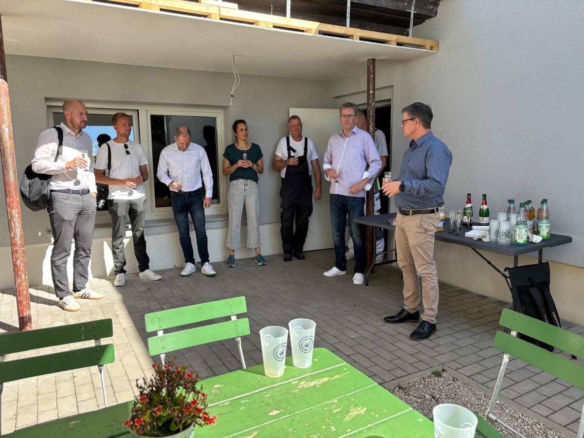 Feierliche Übergabe der Fördermittel für unsere Kegelbahn Feierliche Übergabe der Fördermittel für unsere Kegelbahn