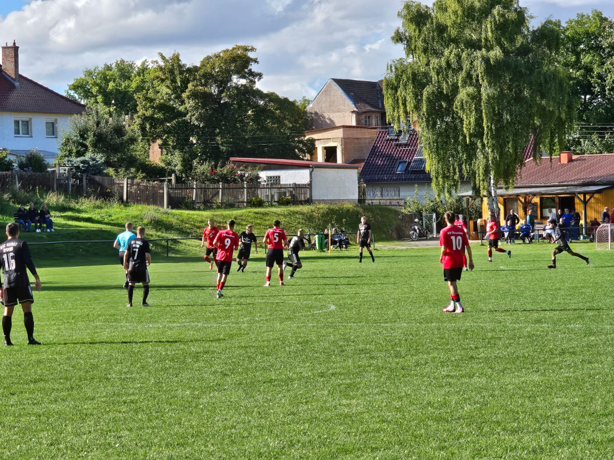Auswärtssieg beim VfB - Erste gewinnt 2:1 Auswärtssieg beim VfB - Erste gewinnt 2:1